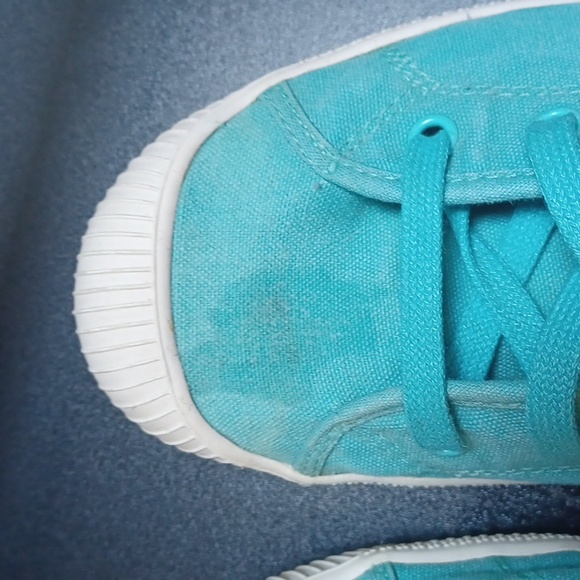 Turquoise Blue Palladium Sneakers. - Picture 2 of 6